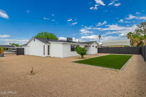 Exterior - 4019 E Surrey Ave, Phoenix, AZ 85032 photo 8 of 9