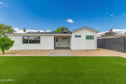 Exterior - 4019 E Surrey Ave, Phoenix, AZ 85032 photo 7 of 9