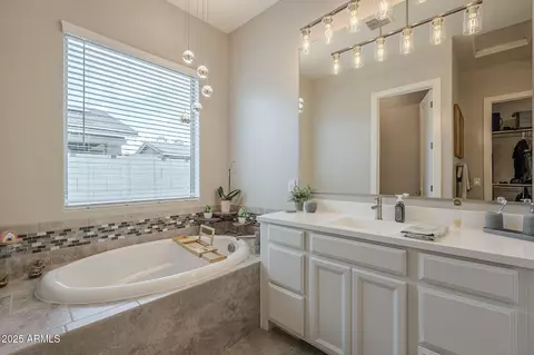 9428 E Thatcher Ave, Mesa, AZ 85212 photo 28