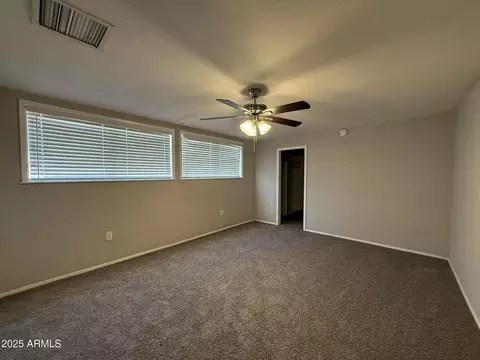 Bedroom - 1840 E Clarendon Ave, Phoenix, AZ 85016 photo 1 of 6