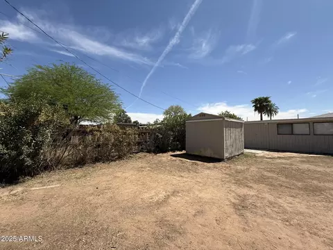 Exterior - 1840 E Clarendon Ave, Phoenix, AZ 85016 photo 12 of 16