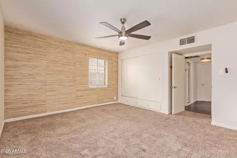 Bedroom - 1445 E Monte Vista Rd, Phoenix, AZ 85006 photo 2 of 5