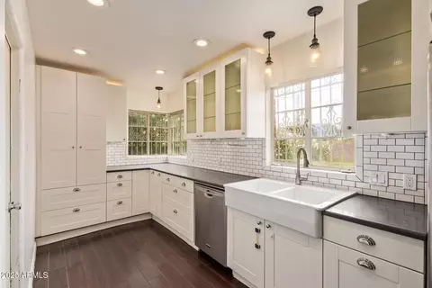 1445 E Monte Vista Rd, Phoenix, AZ 85006