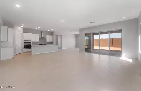 674 W Rock Needle Trl, Apache Junction, AZ 85120 photo 11