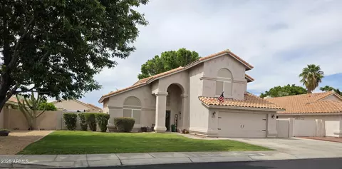 7240 W Los Gatos Dr, Glendale, AZ 85310