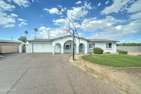 10016 N 39th Dr, Phoenix, AZ 85051