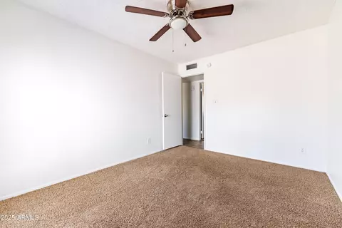 4133 E Pleasant Ln, Phoenix, AZ 85042 photo 21