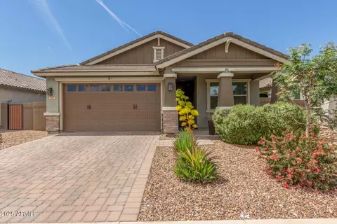 686 N 152nd Dr, Goodyear, AZ 85338