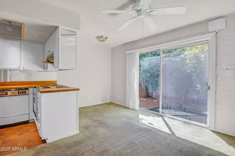 Dining - 3637 E Monterosa St #3, Phoenix, AZ 85018 photo 1 of 1