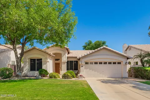 531 N Cambridge St, Gilbert, AZ 85233