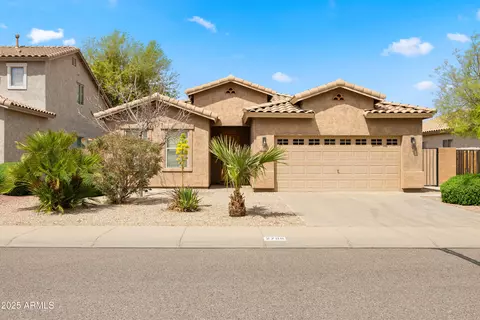 2798 W William Ln, San Tan Valley, AZ 85142