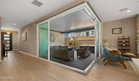2055 E Park View Ln, Phoenix, AZ 85024 photo 7