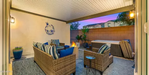 2055 E Park View Ln, Phoenix, AZ 85024 photo 8
