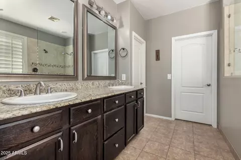 Bath - 2558 S Martingale Rd, Gilbert, AZ 85295 photo 1 of 3