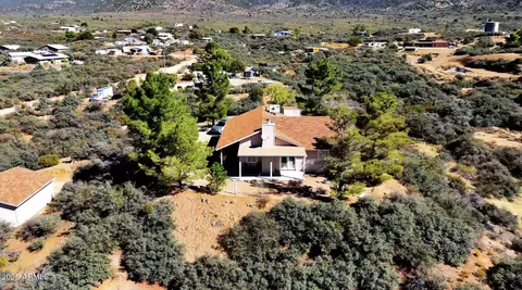 7285 W Wicklow Ln, Kirkland, AZ 86332