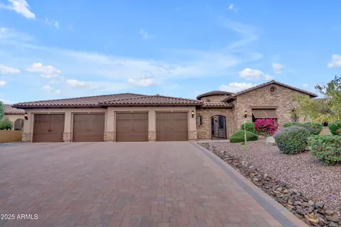 Exterior - 2357 N Steele Cir, Mesa, AZ 85207 photo 2 of 8