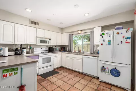 4402 N 79th Dr, Phoenix, AZ 85033 photo 16