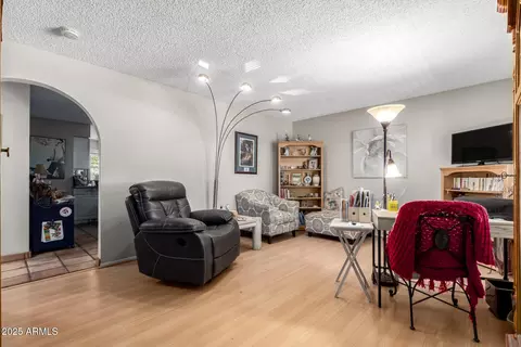 4402 N 79th Dr, Phoenix, AZ 85033 photo 8