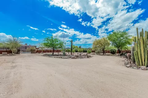 1542 E Galvin St, Phoenix, AZ 85086 photo 5