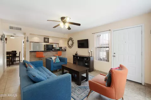 2833 E Tracy Ln #1, Phoenix, AZ 85032