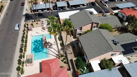View/Area - 2833 E Tracy Ln #1, Phoenix, AZ 85032 photo 1 of 2
