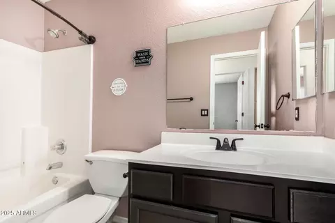 Bath - 1905 E Palomino Dr, Gilbert, AZ 85296 photo 3 of 3
