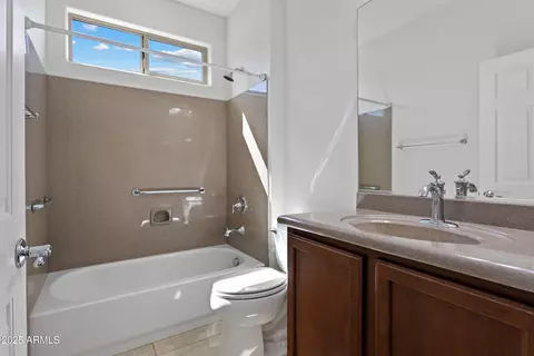 Bath - 14029 E Stanhope Blvd, Vail, AZ 85641 photo 1 of 3