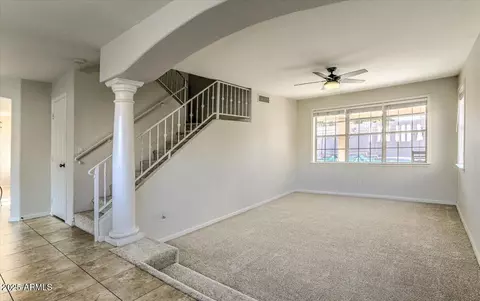 Living - 15846 S 33rd Pl, Phoenix, AZ 85048 photo 4 of 13