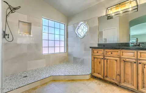 Bath - 15846 S 33rd Pl, Phoenix, AZ 85048 photo 3 of 6