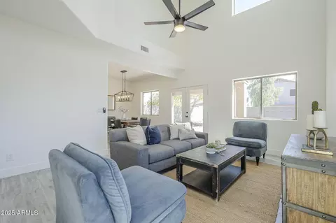 6731 W Northview Ave, Glendale, AZ 85303