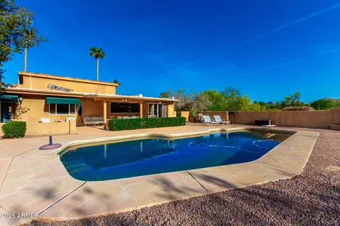 Exterior - 4601 E Fanfol Dr, Phoenix, AZ 85028 photo 18 of 22
