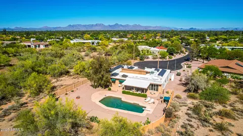 View/Area - 4601 E Fanfol Dr, Phoenix, AZ 85028 photo 8 of 14