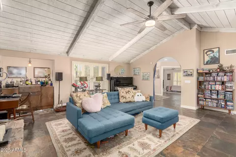 Living - 4601 E Fanfol Dr, Phoenix, AZ 85028 photo 3 of 5