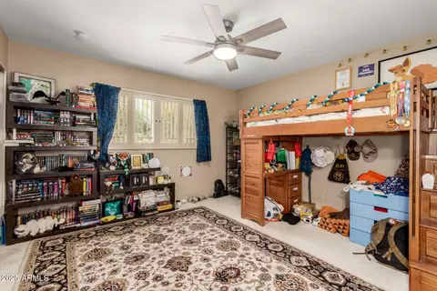 Bedroom - 4601 E Fanfol Dr, Phoenix, AZ 85028 photo 3 of 5