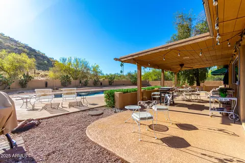 Exterior - 4601 E Fanfol Dr, Phoenix, AZ 85028 photo 13 of 22