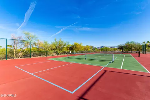 View/Area - 4601 E Fanfol Dr, Phoenix, AZ 85028 photo 2 of 14