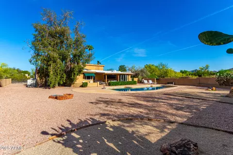 Exterior - 4601 E Fanfol Dr, Phoenix, AZ 85028 photo 17 of 22