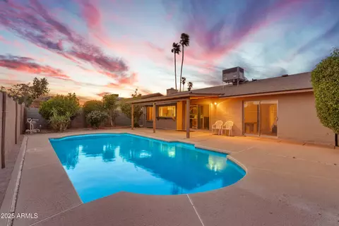 3931 W Christy Dr, Phoenix, AZ 85029