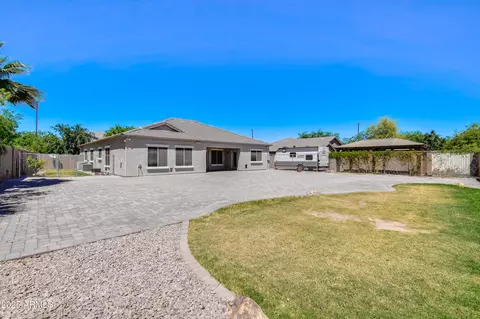 Exterior - 2813 E Crescent Way, Gilbert, AZ 85298 photo 7 of 17