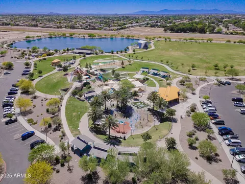 View/Area - 2813 E Crescent Way, Gilbert, AZ 85298 photo 7 of 9