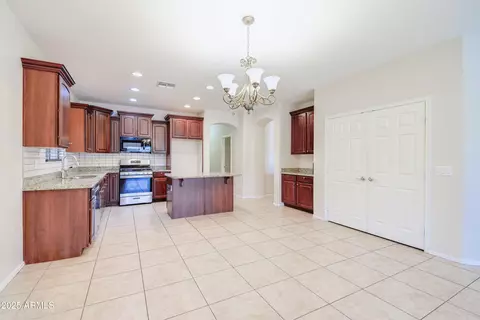 Other - 2813 E Crescent Way, Gilbert, AZ 85298 photo 3 of 22