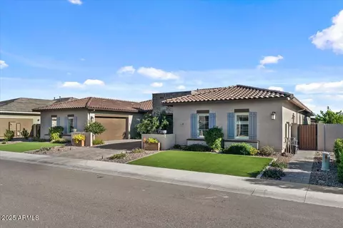 Exterior - 1261 E Lynx Way, Gilbert, AZ 85298 photo 14 of 17