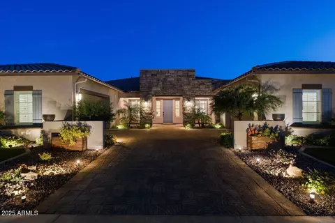 1261 E Lynx Way, Gilbert, AZ 85298