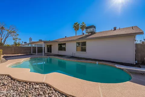 Exterior - 1348 E Chilton Dr, Tempe, AZ 85283 photo 1 of 3