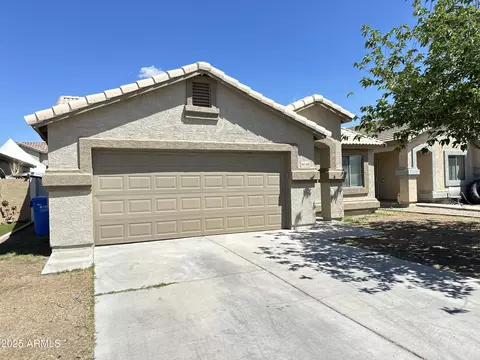 Exterior - 5643 S 11th Dr, Phoenix, AZ 85041 photo 3 of 6