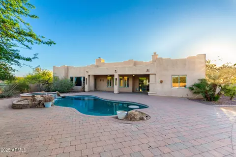 43 E Desert Hills Dr, Phoenix, AZ 85086 photo 42
