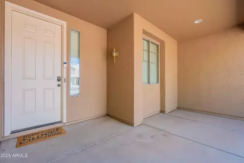 6959 S Wilson Dr, Chandler, AZ 85249