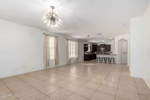 Living - 3080 E Palmdale Ln, Gilbert, AZ 85298 photo 4 of 5