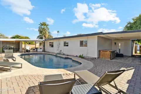 Exterior - 3758 E Sunnyside Dr, Phoenix, AZ 85028 photo 1 of 2