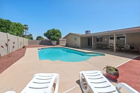Exterior - 1744 E Huber St, Mesa, AZ 85203 photo 2 of 4